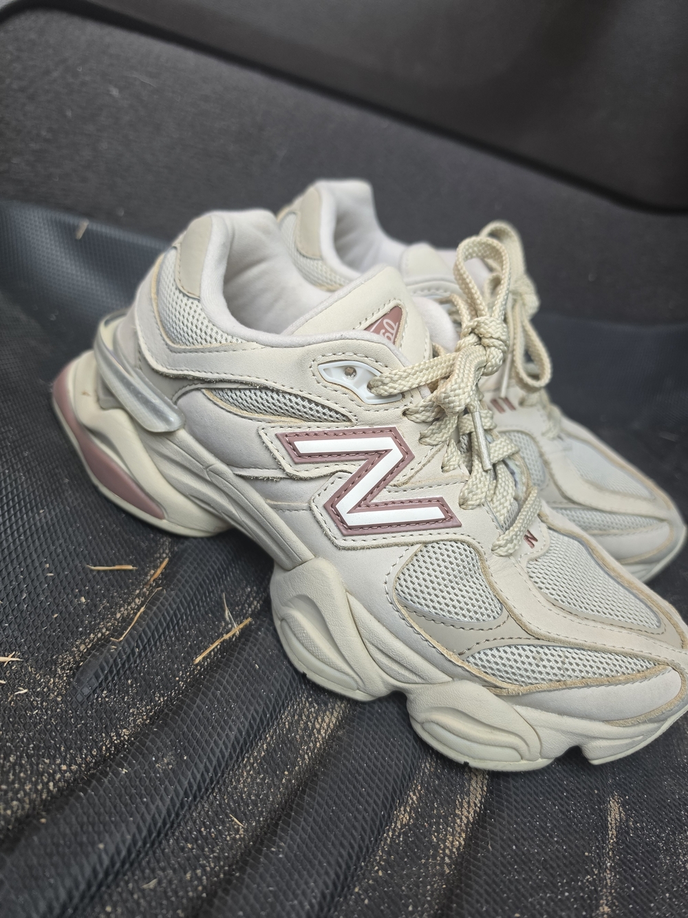 New Balance Women's Cream & Blush Runner Sneakers